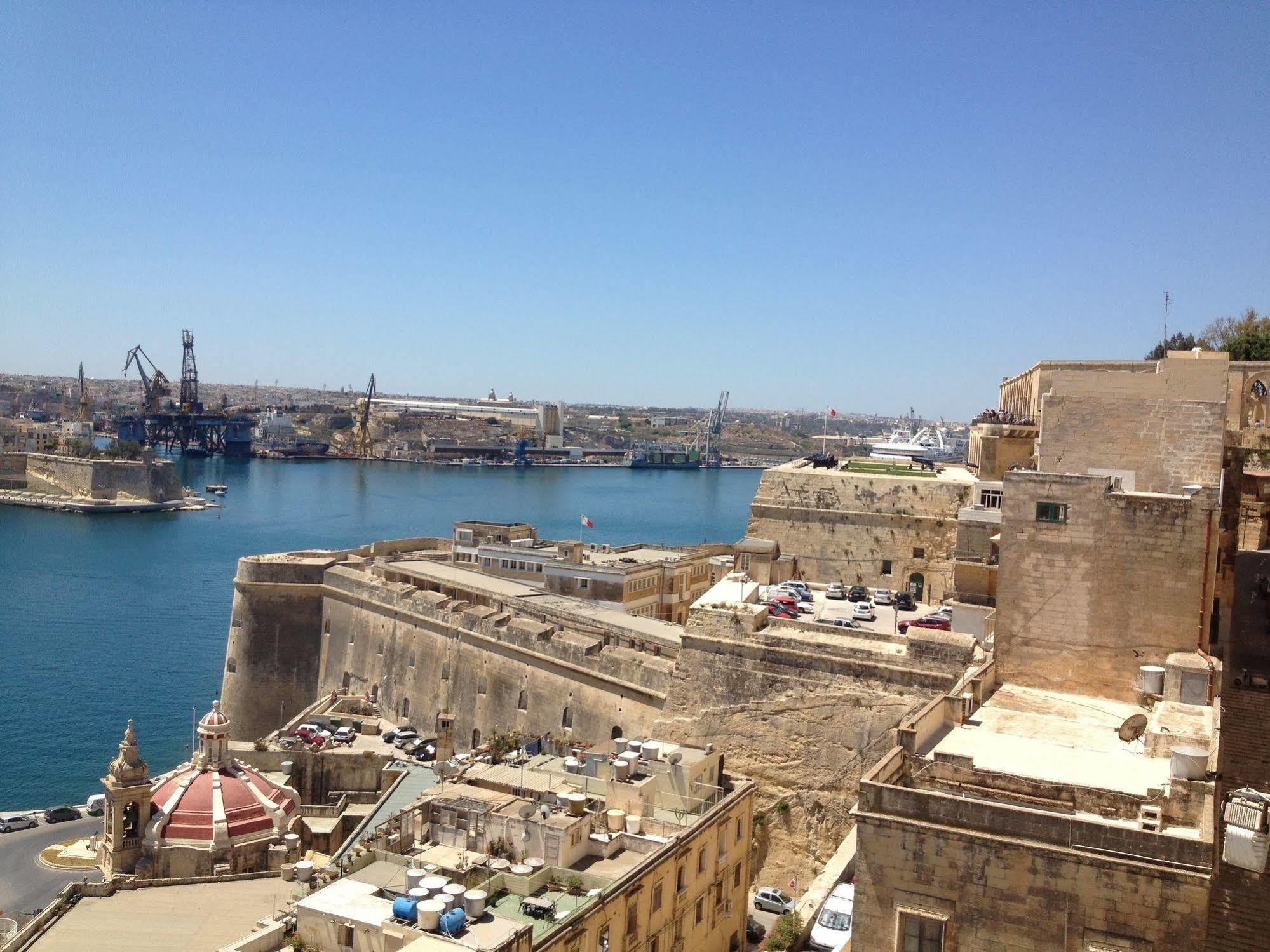 Grand Harbour Hotel Valletta Exterior photo
